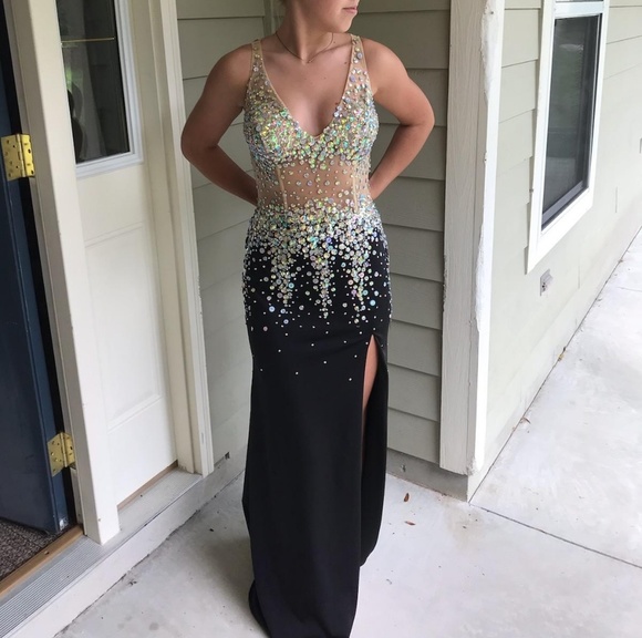 Jovani prom - Picture 4 of 4